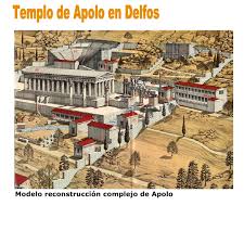 El templo de Apolo en Delfos.