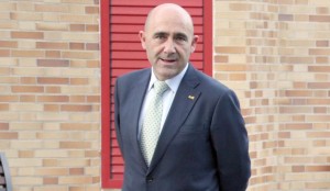 El cese de Manuel María de Bernardo como moción no pudo llevarse a cabo.