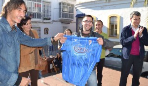 Camiseta del San Fernando.