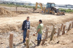 Foto Ruiz Canto (PP) reunion con mariscadores 18-04-13