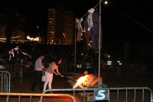 1044958_389731894466091_662038195_n