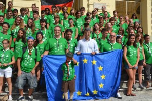 1098506_396564363778125_2075272100_n