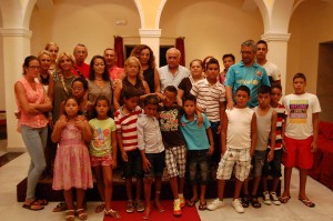 549540_405340476238566_1349849930_n