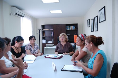 wpid-MUEJERES-DESEMPLEADOS.JPG image