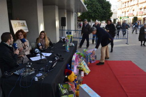 romero ningun niño sin juguetes