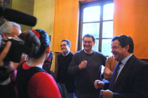 desayuno alcalde con prensa