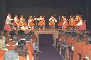 10592976_531470136954213_935736449862282265_n