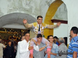 10601129_814796398551548_938852496_n