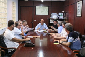 reunion urbanismo isla de leon