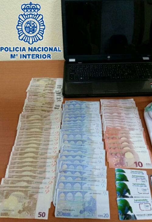 wpid-2014-10-28-cadiz-detenidos-cocaina-roca-2-jpg.jpeg image