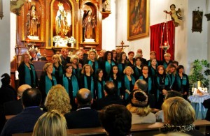 La Asociación Coral de San Fernando, en el momento de su actuación. Fotografía de Marian Gómez