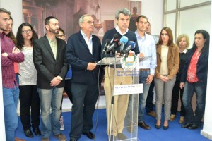 Fran Romero junto a los profesionales de los diferentes Planes de Empleo.