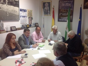 imagen 24-04-15 VOX y federacion asociaciones de vecinos isla de leon