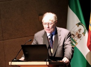 Antonio Campos Muñoz, durante su conferencia.