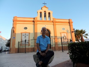 Vicente Quijano, frente a la iglesia de La Inmaculada.