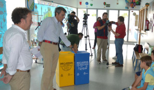 contenedores colegios