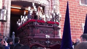 El  portentoso Paso saliendo.