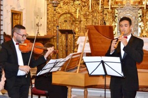 Elcurarojo, durante su actuación en la Compañía de María.