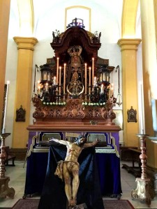La Virgen de los Dolores y el Cristo de la Buena Muerte, en una foto de este año.