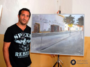Con su obra “Plaza de toros de La Isla” autor Enrique Cabanillas. Foto Julio J. Cordero.