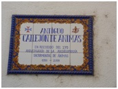 1.El Castillo de San Fernando. Placas en La Isla