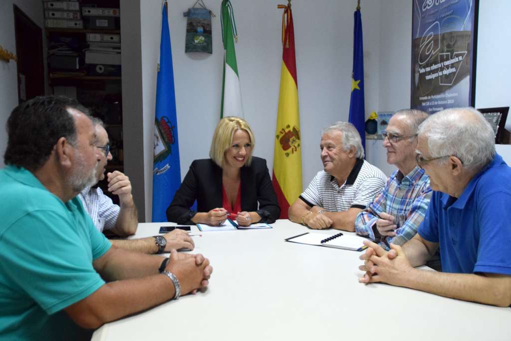 Toledo se reúne con la Federación de Asociaciones de Vecinos Isla de ...
