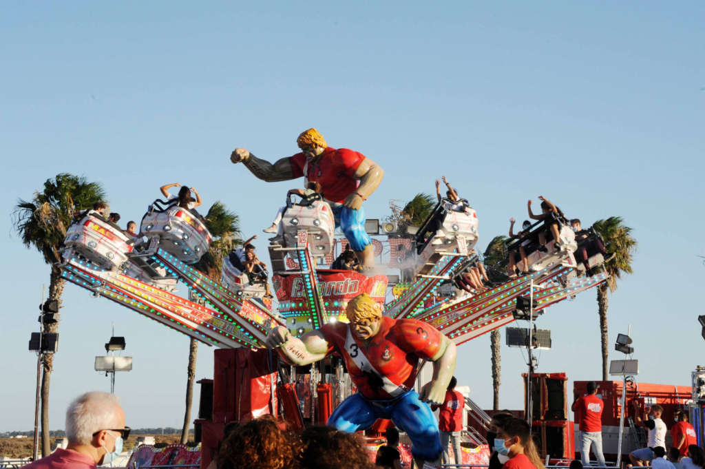 Atracciones En Texas En Christmas 2022 El Vive Park celebra este martes el ‘Día del Niño’ tras atraer este fin